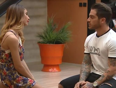 Power of Love: «Ζωγράφισε» πάλι η Αθηνά στην ερωτική της εξομολόγηση για τον Δώρο - Επικές ατάκες (βίντεο)